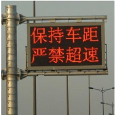 ֣յ